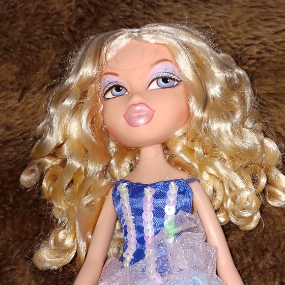 Bratz custome doll Cloe Ooak - Picture 6 of 9